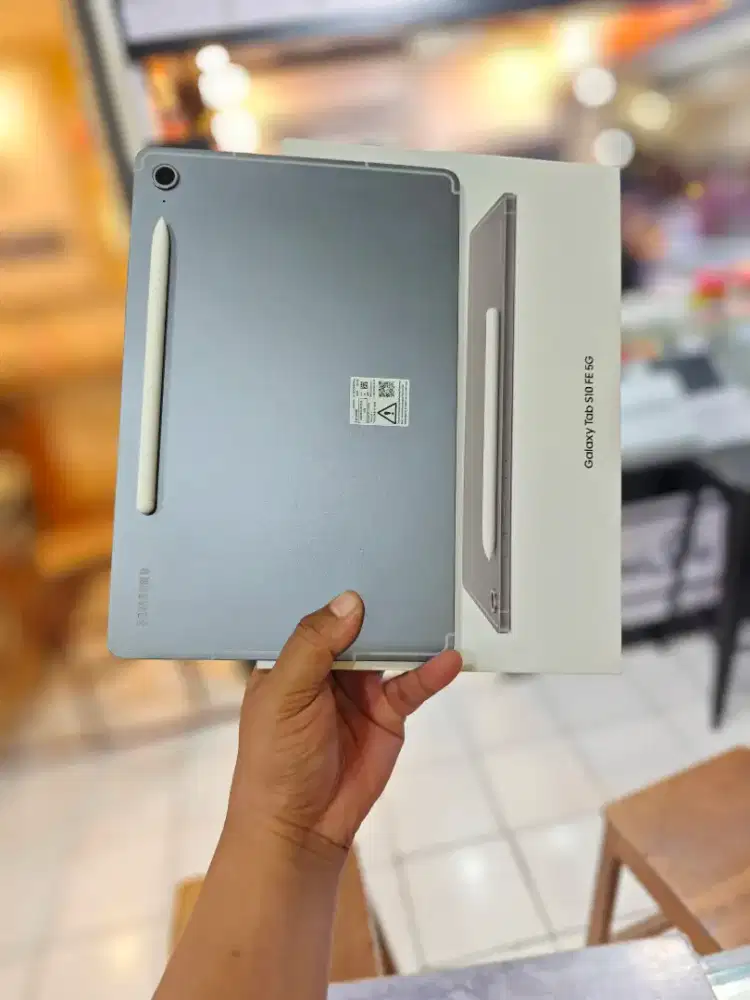 Samsung Tab S10 Fe 5G 8/128 like new