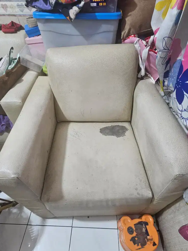 Jual sofa 1 seater / 1 orang bekas murah masih empuk