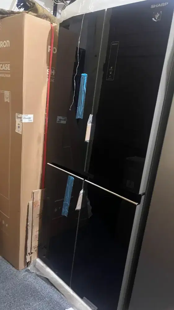 Kulkas side by side Sharp kredit