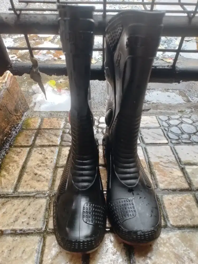 Sepatu ap boots MOTO 2