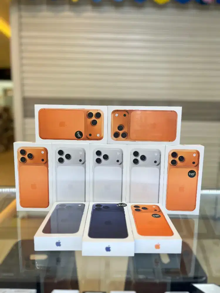 iPhone 17 promax 256gb silver & orange bisa cicilan