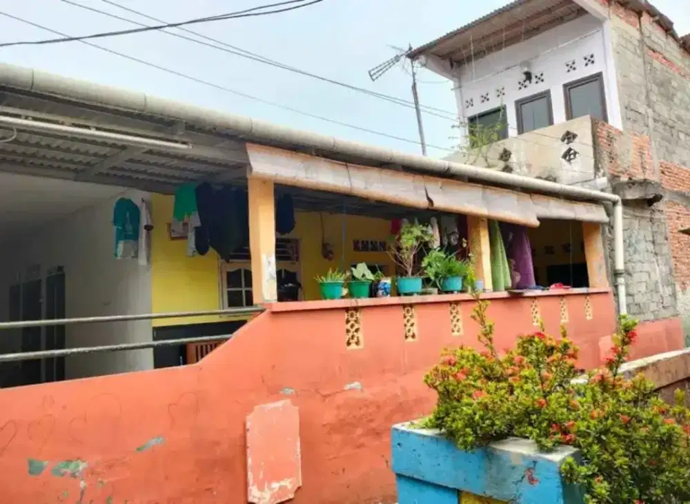 DI JUAL RUMAH JAKARTA TIMUR
