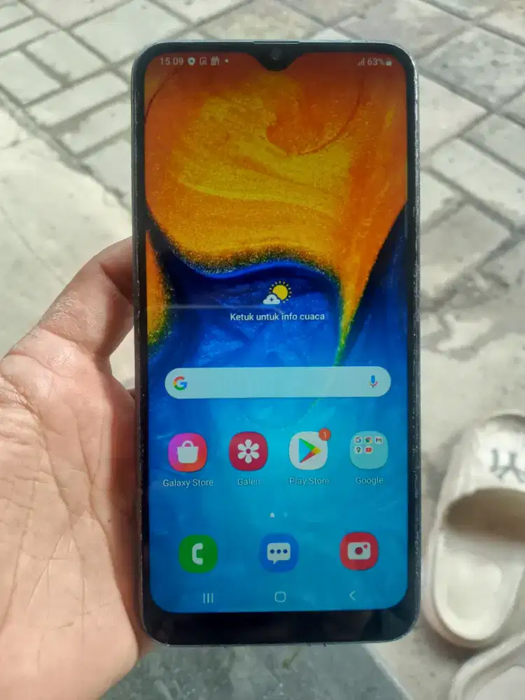 Samsung a20 Ram 3/32 batangan Minus kamera kotor jdi guram dan udh prn