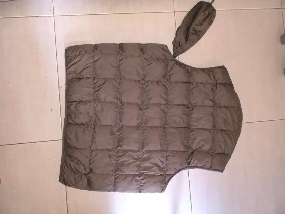 Pufftech rompi cokelat uniqlo xl