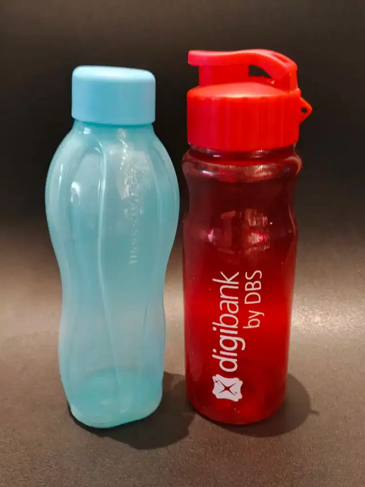 1 tupperware + 1 botol