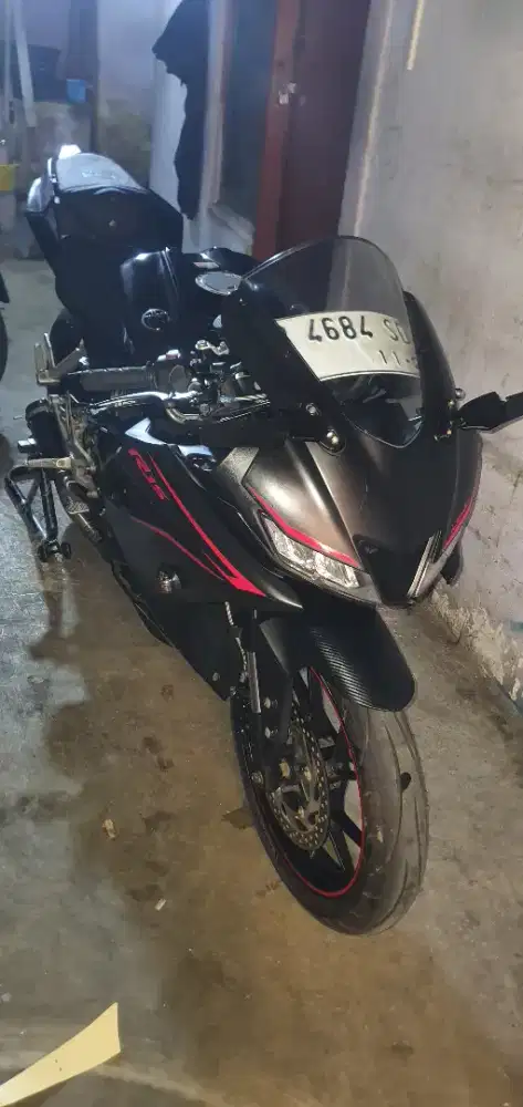 Yamaha R15 komplit