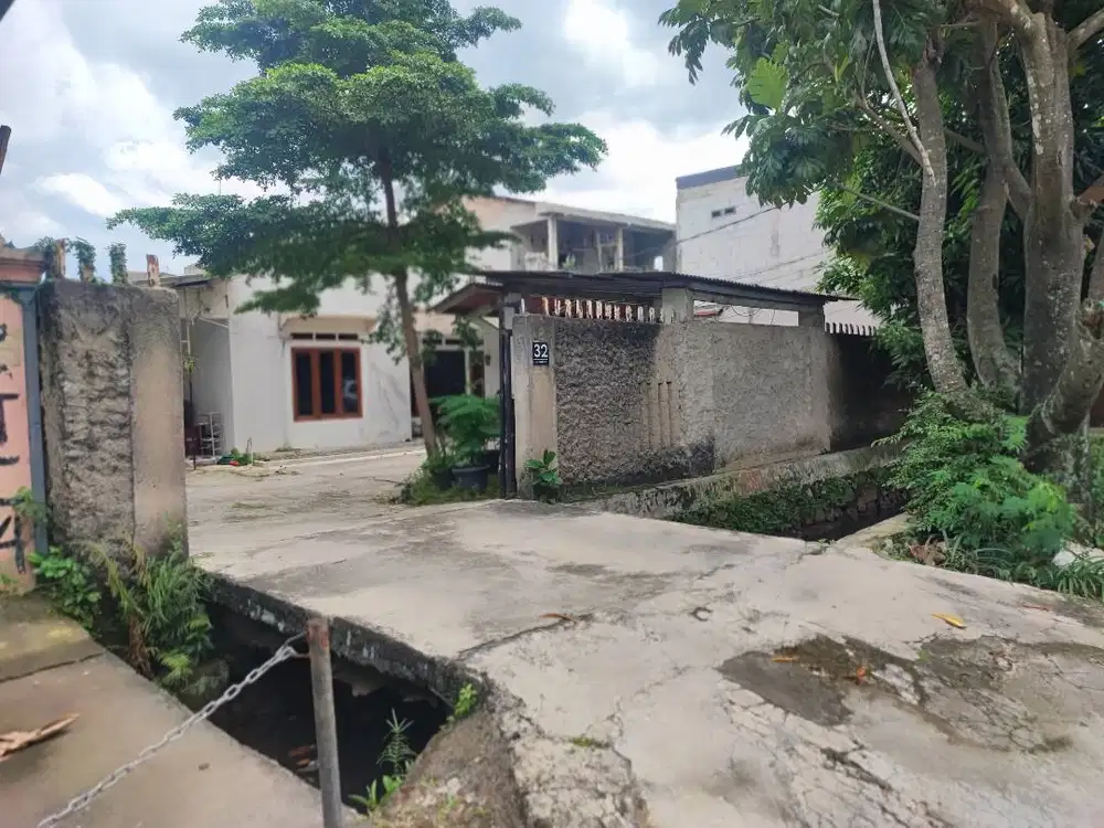 Dijual Rumah Dan Bangunan daerah Cipedak Jakarta Selatan