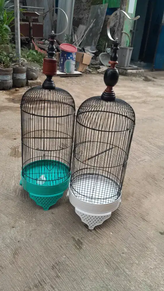 Kandang burung kecil kondisi 90 persen