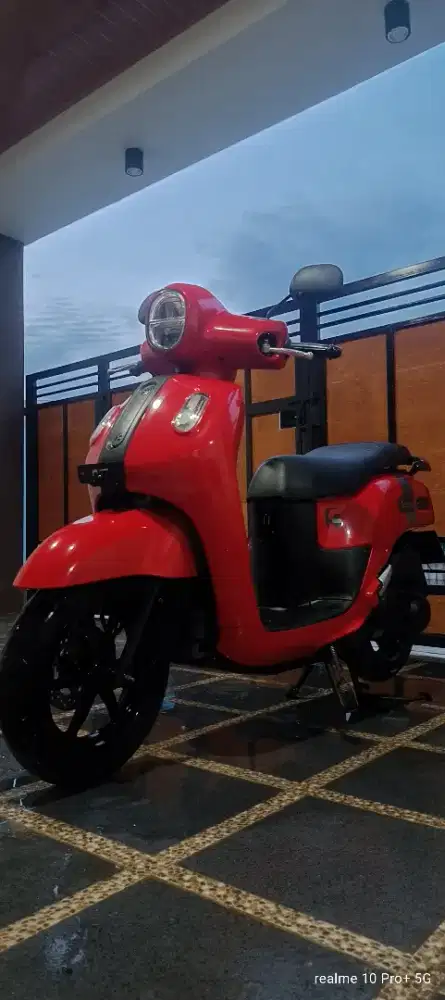 Dijual cepat Yamaha Fazzio 2023 glossy
