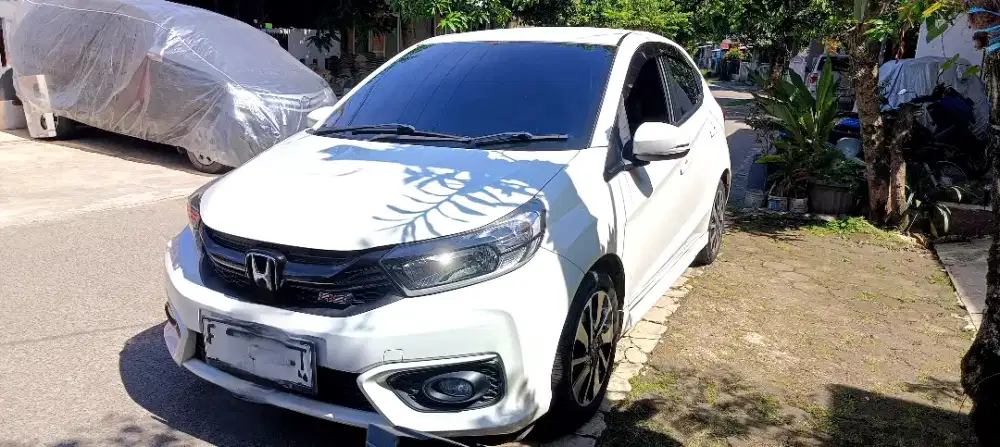 Brio RS AT/2020 Putih