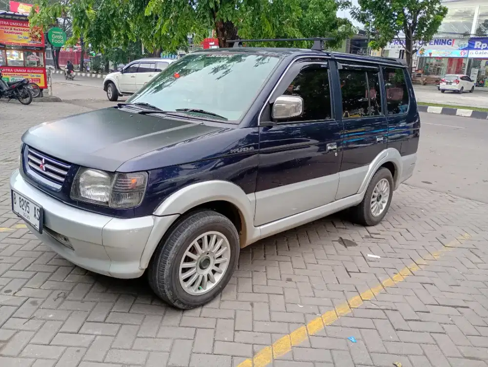 Mitsubishi Kuda super exceed 1.6cc istimewa