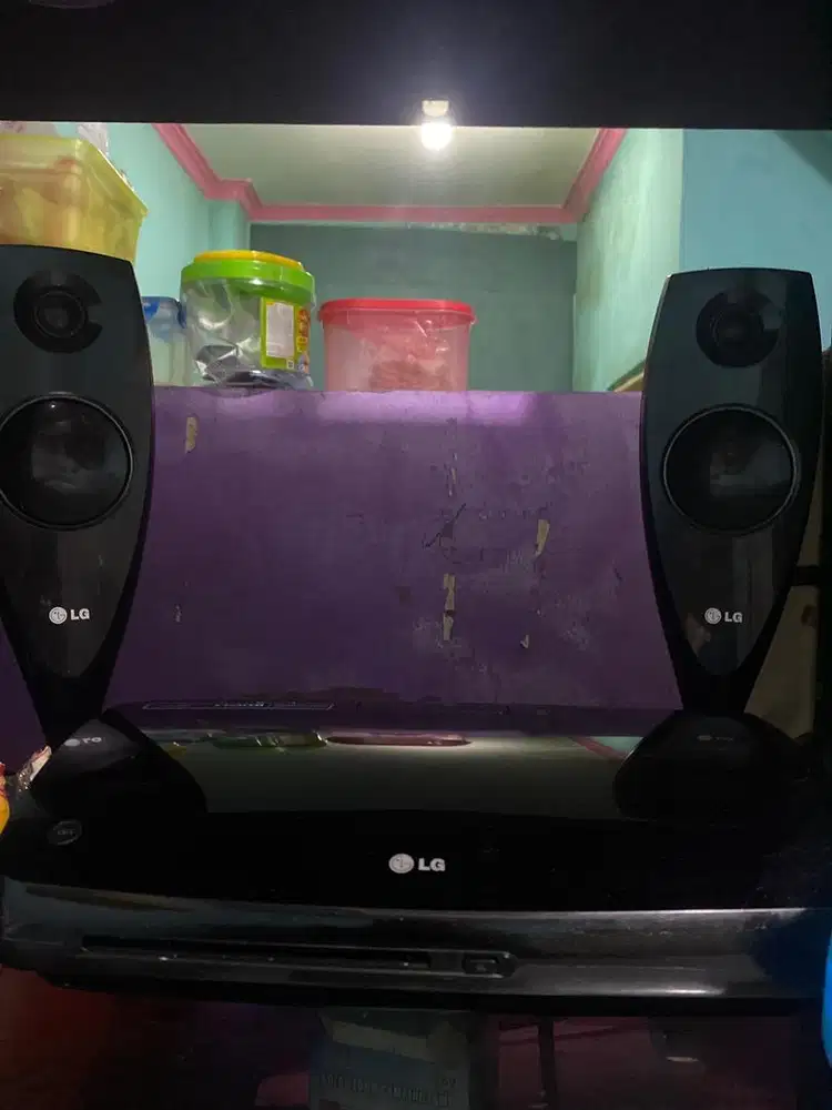 TV LG bekas + Home Theater