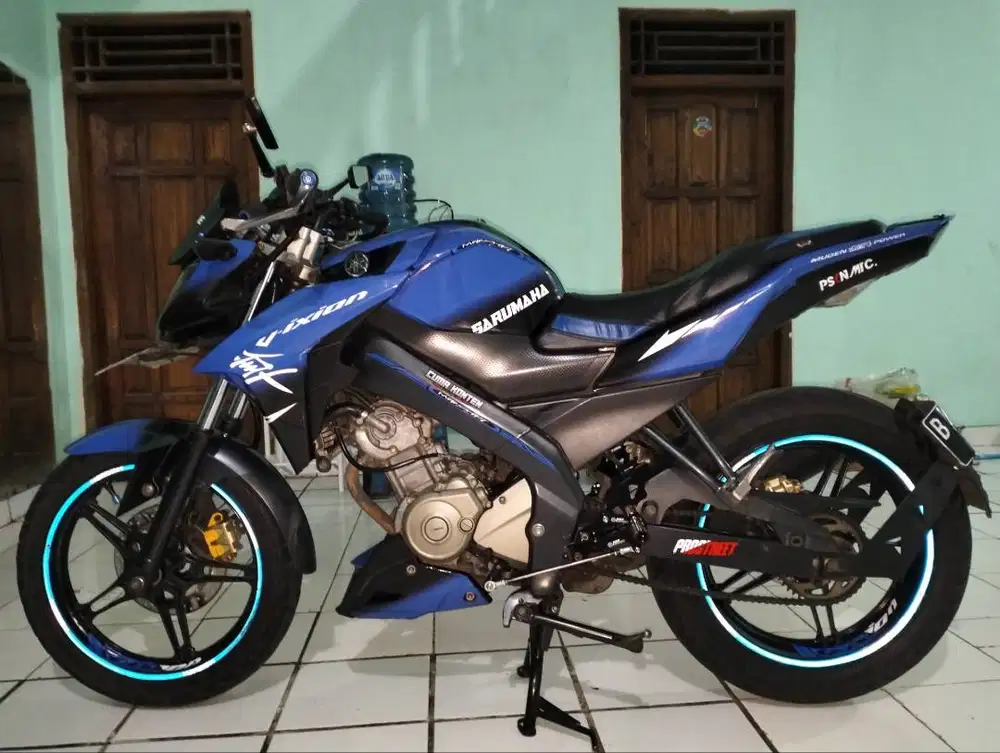 Dijual cepat Yamaha Vixion Advance NVA 2017 Mulus Terawat!