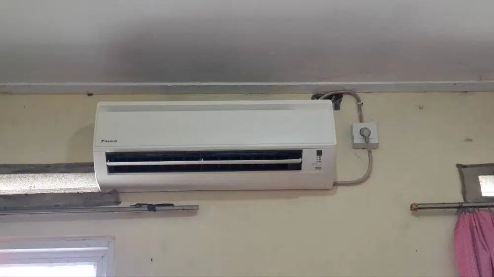 AC Daikin 3/4 PK Kondisi Dingin