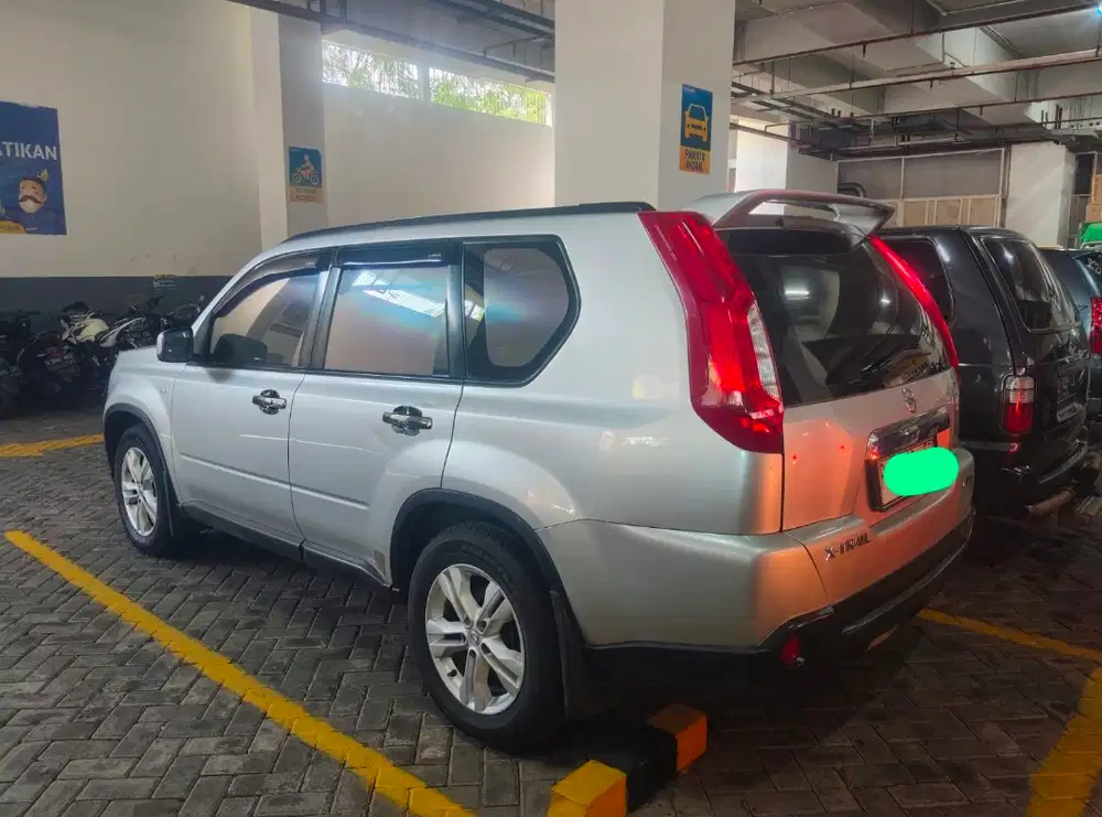 Nissan X-Trail 2012 Bensin
