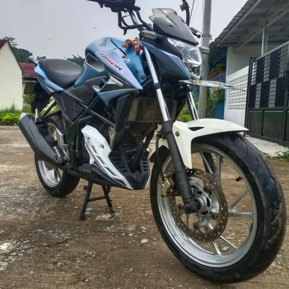 CB150R StreetFire thn 2015