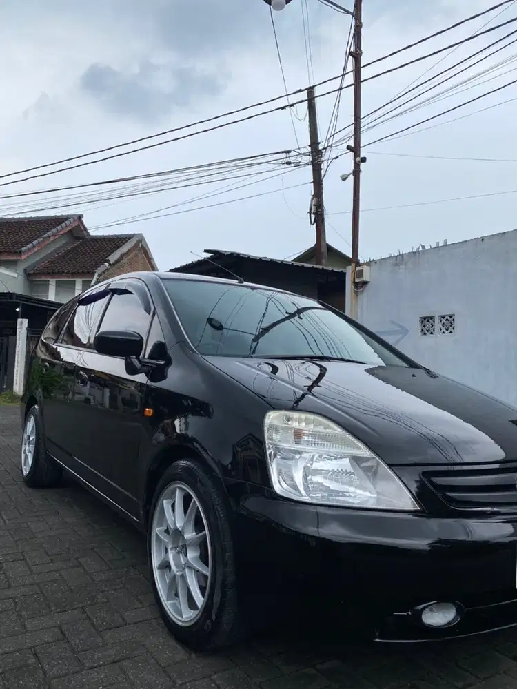 Honda Stream 2003 Bensin