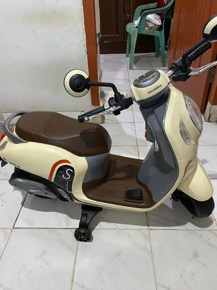 Motor Anak mainan