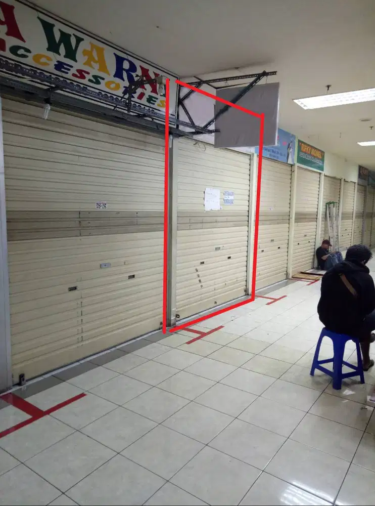 STAND USAHA Di PUSAT GROSIR SURABAYA PGS Lantai 1