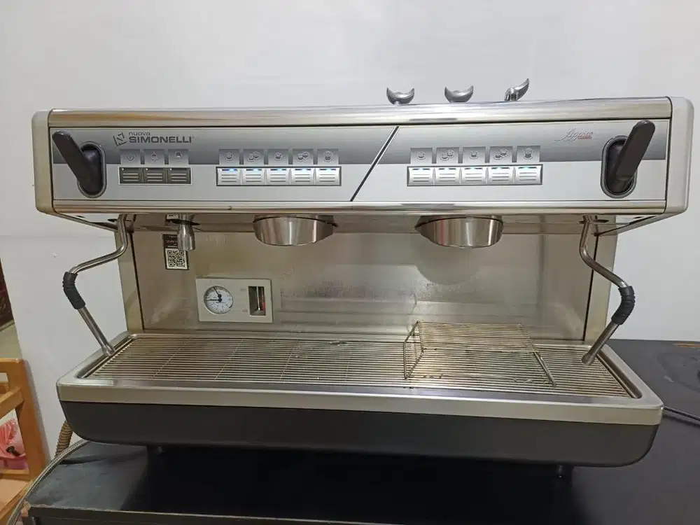 MESIN KOPI SIMONELLI APPIA 1 + GRINDER EUREKA ZENITH SECOND BEKAS