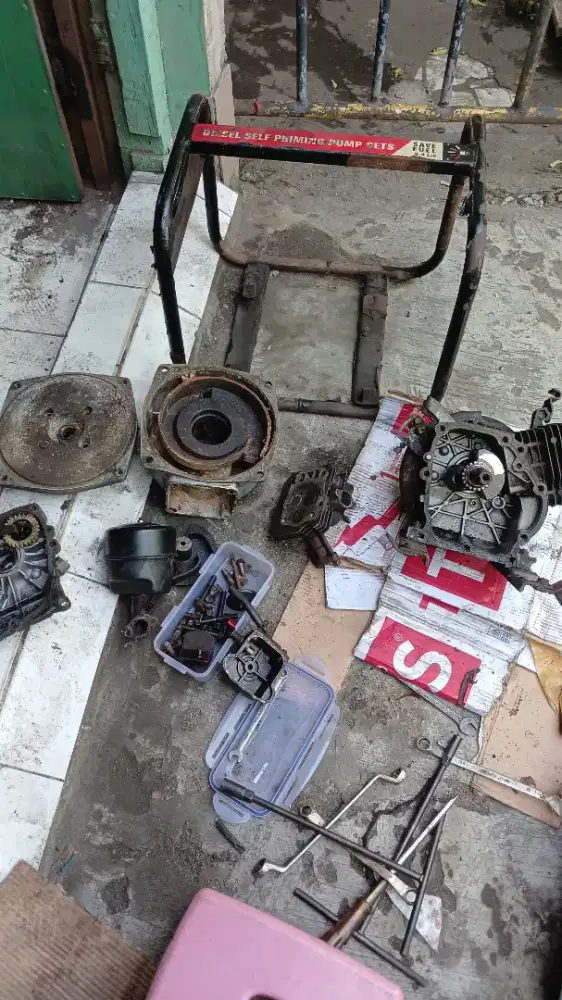 service mesin proyek bergaransi seperti genset,molen,stamper kuda dll