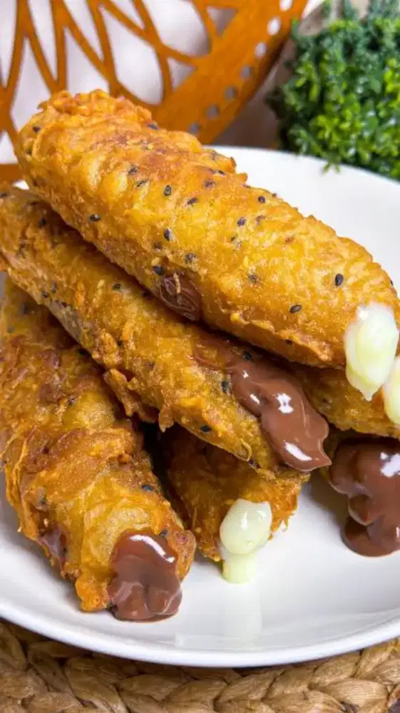 Cari KARYAWATI / KARYAWAN (JUAL GORENGAN)