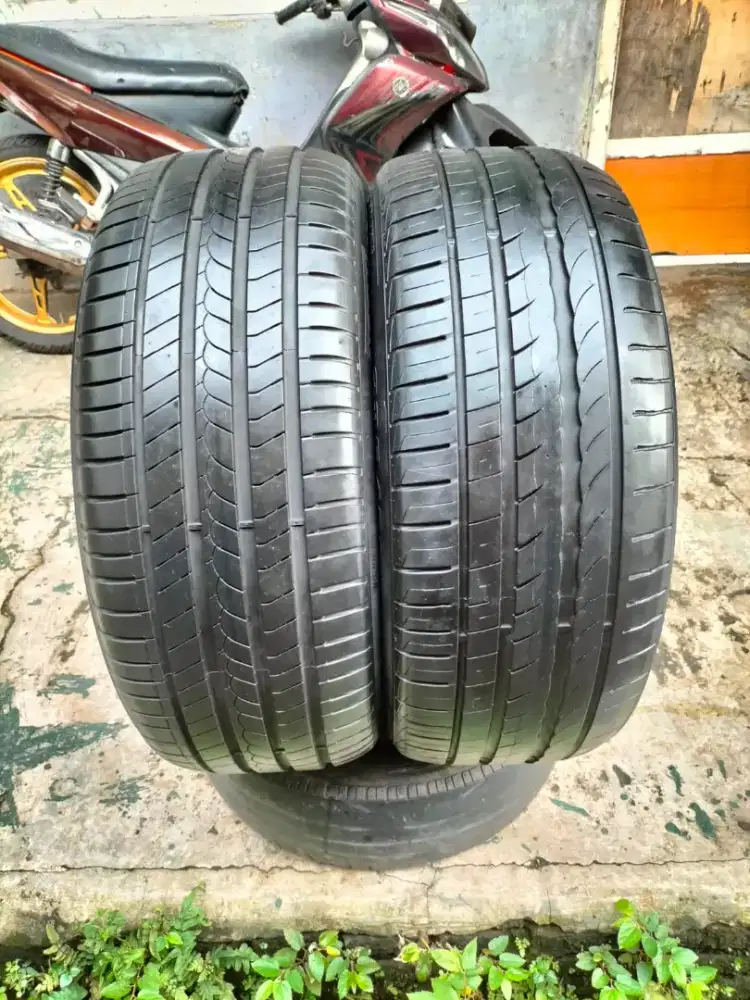 BAN 235/50 R18 PIRELLI CINTURATO