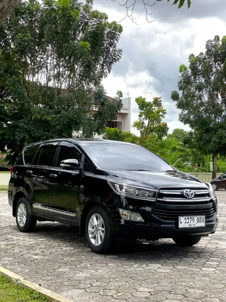 Toyota Kijang Innova Reborn 2.0 Manual 2017 Like New