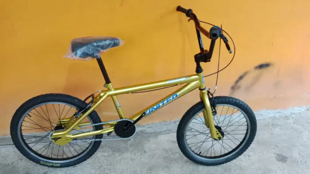 Sepeda BMX United 20 inch mulus