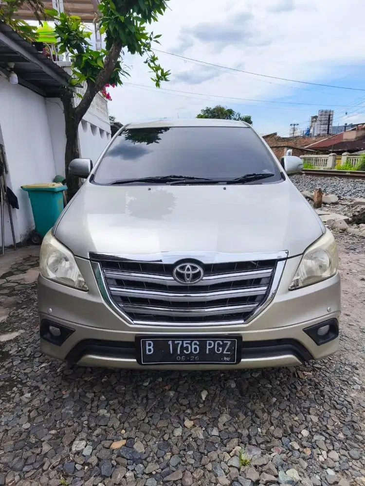 Toyota Kijang Innova V Luxury