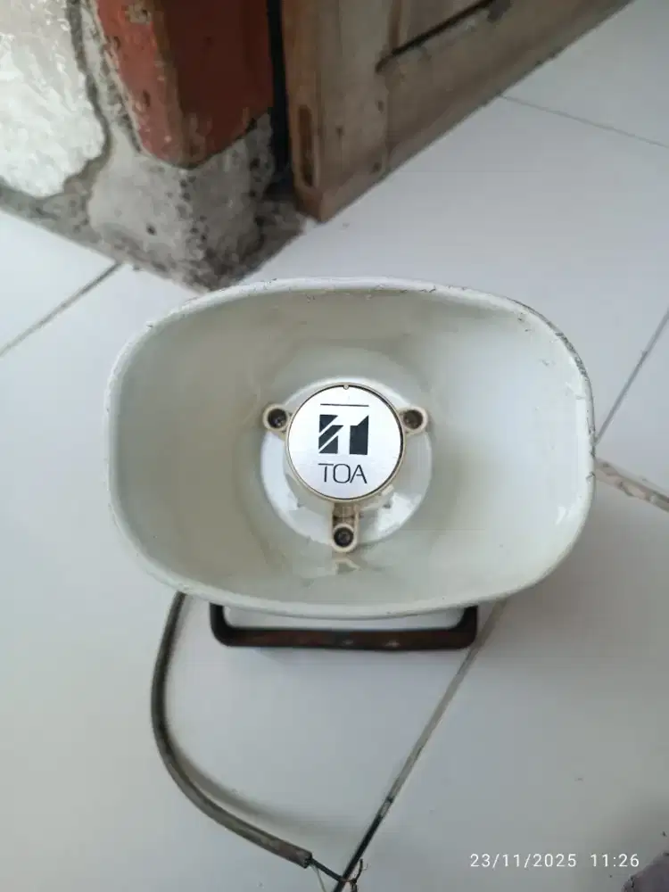 Speaker Horn Toa ZH-610S bekas