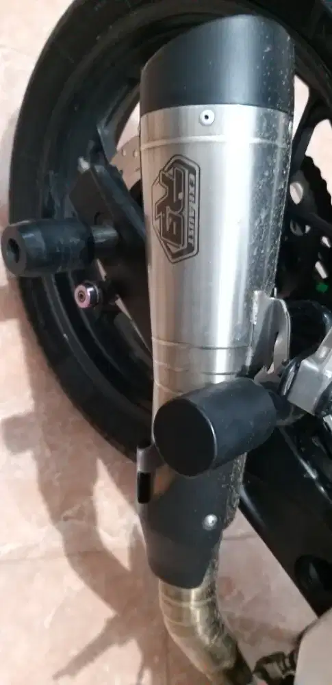 Knalpot R9 thailand.2 silinder