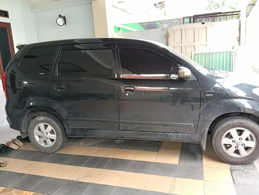 Toyota Avanza 2011 Bensin
