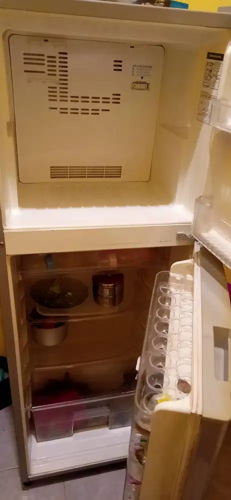 Kulkas 2 pintu glacio