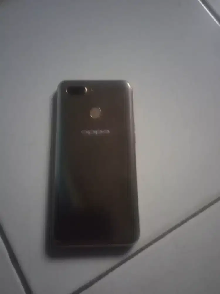 Jual beli HP bekas merek oppo A7