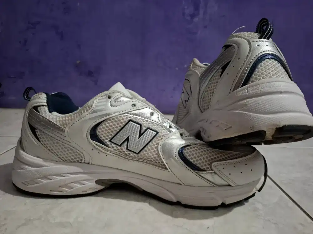 Sepatu Lari/Casual New Balance 530 Abzorb