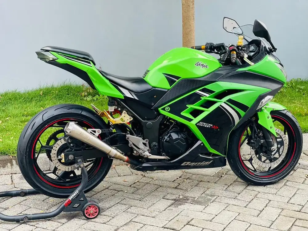 Kawasaki ninja250 fi SE Hijau 2013 ninja250fi SE ninja 250 ninja250 SE