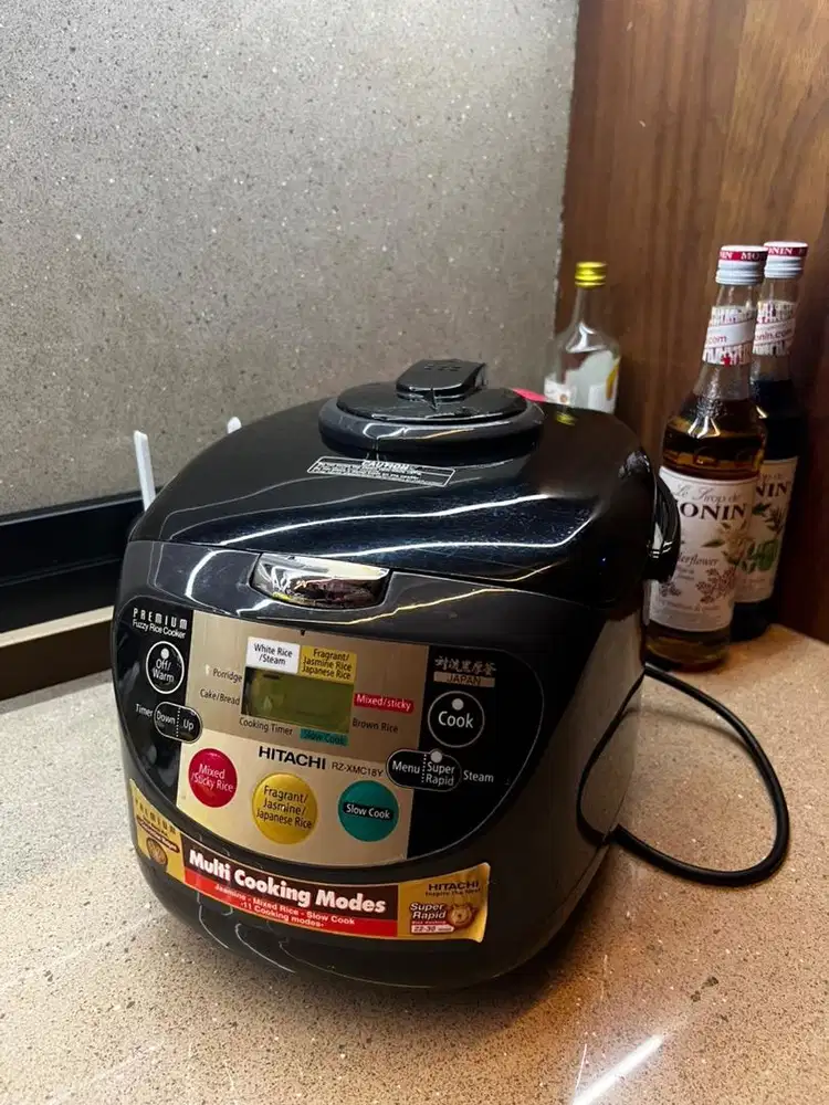 Hitachi Rice Cooker tipe RZ-XMC18Y