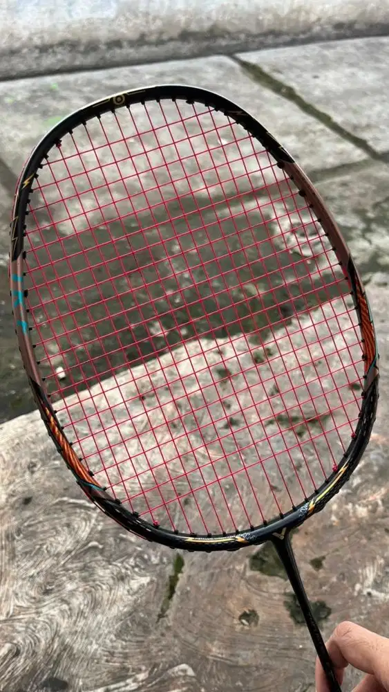 Raket Victor Thruster F Ultra