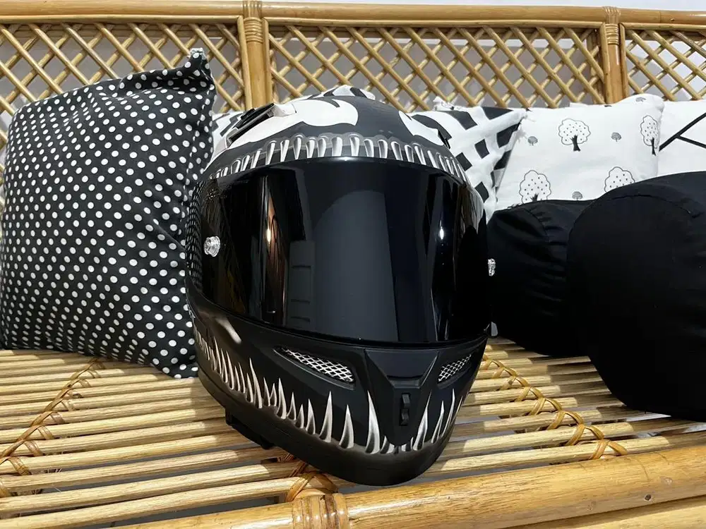 Helm Full Face KYT K2 Rider Venom Edition