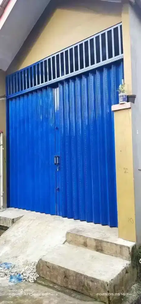 Folding gate/pintu harmonika