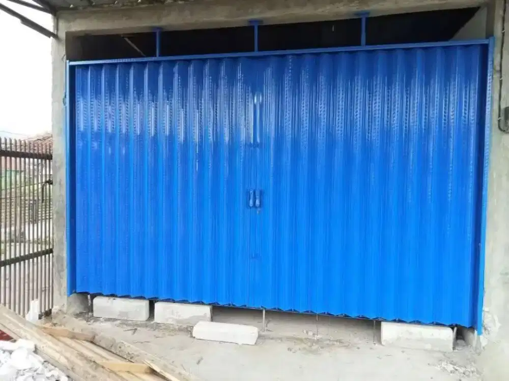 Folding gate/pintu harmonika