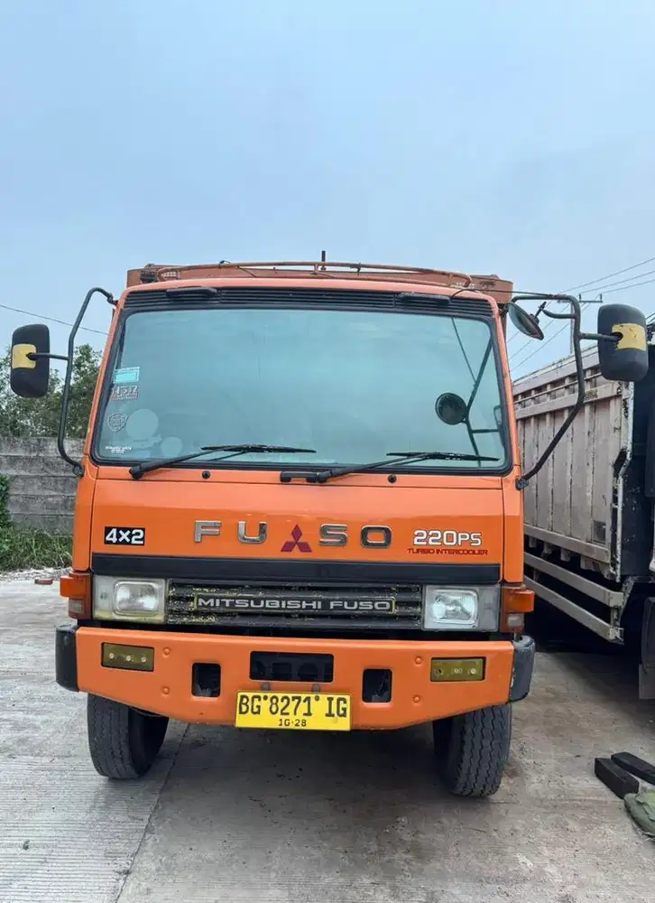 Mitsubishi fuso 4x2