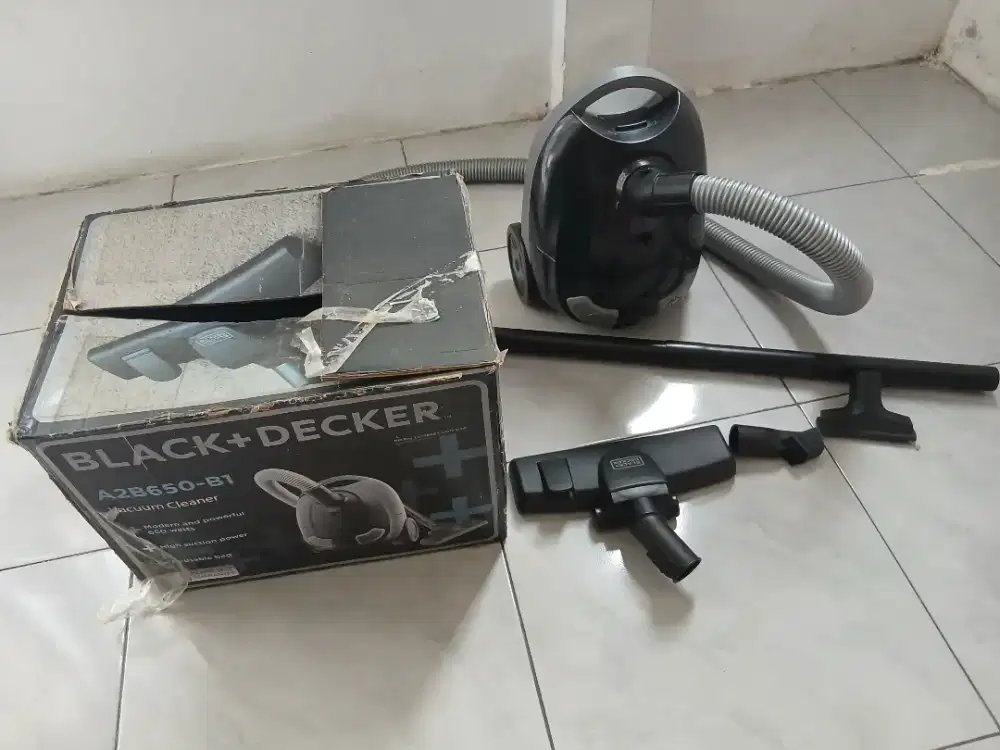 Vacuum Cleaner BlackDecker kecil