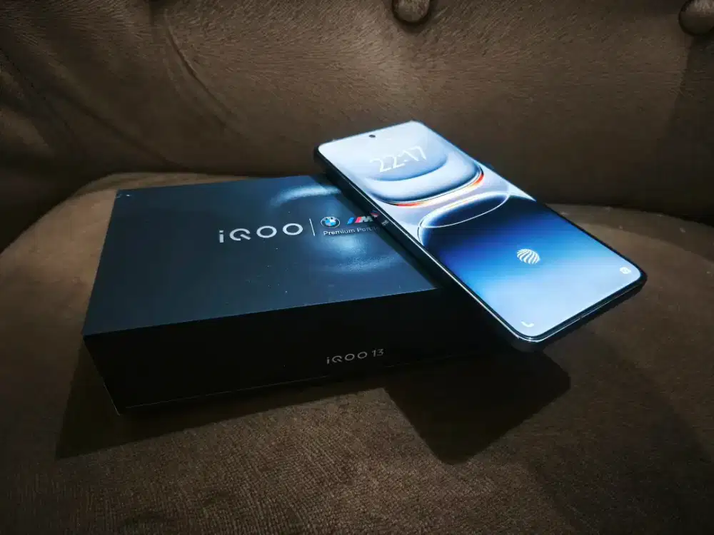 Iqoo 13 alpha 12/256 fullset garansi panjang