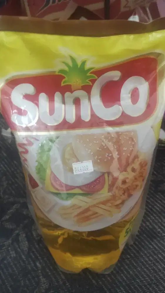 Minyak goreng SunCo