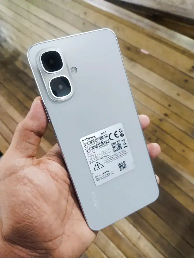 Infinix smart 10 ram 4/64  pemakaian 1 Minggu