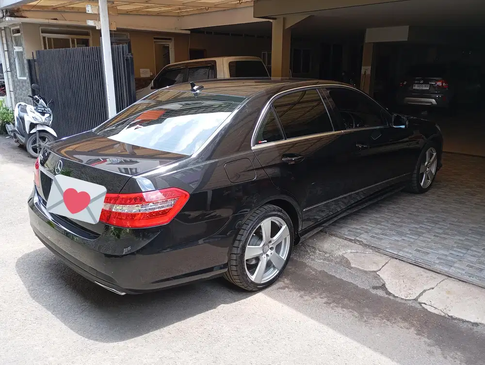 Mercedes-Benz E250 2013 Bensin