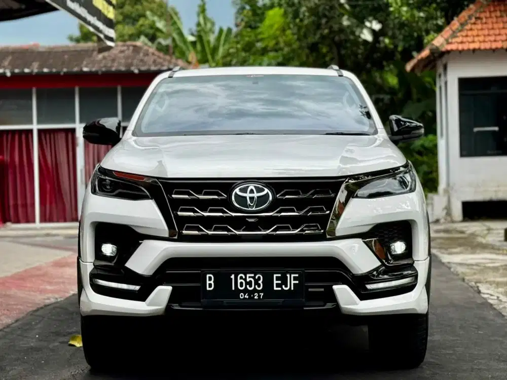 Fortuner 2.8 GR Th 2022 Diesel Automatic Tgn 1 KM 20rb Istimewa