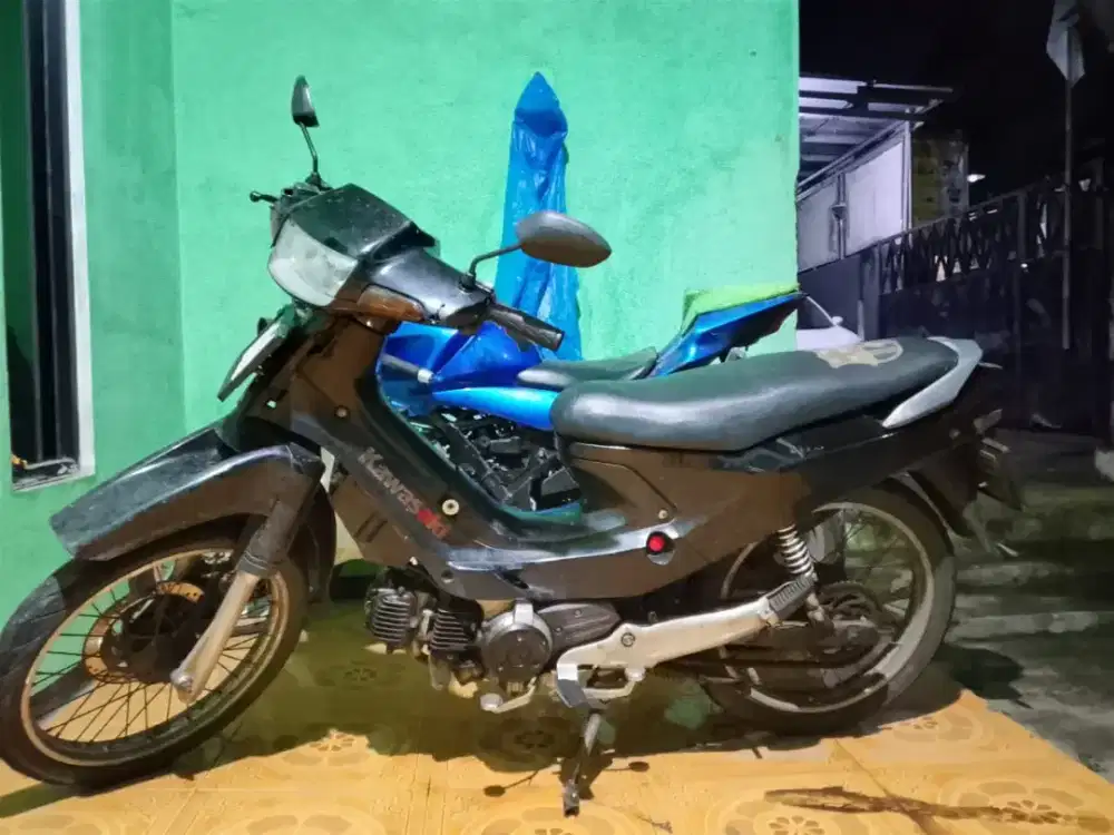 Kaze R 2024 BT metik